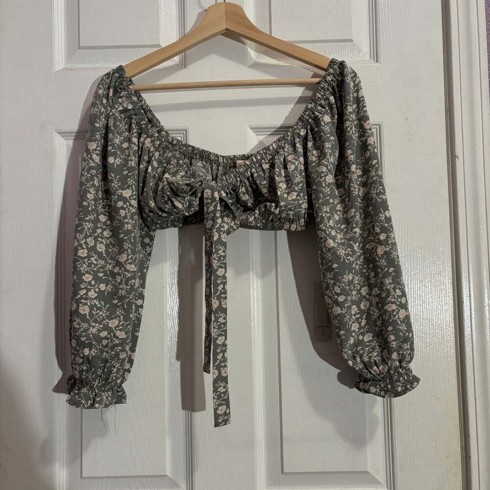 Blush BJ Floral Smocked Crop Top